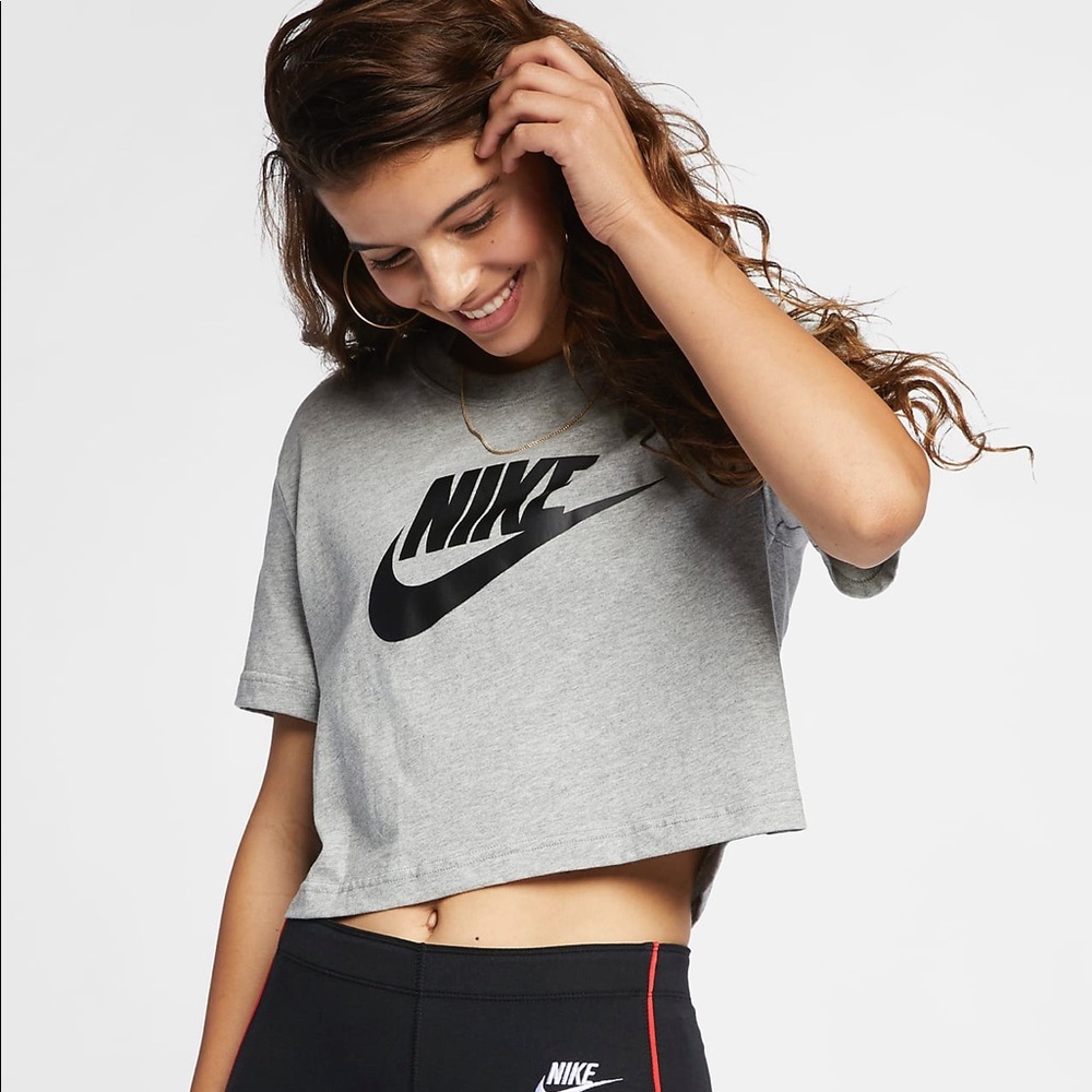 Grey Nike Cropped Workout Tee